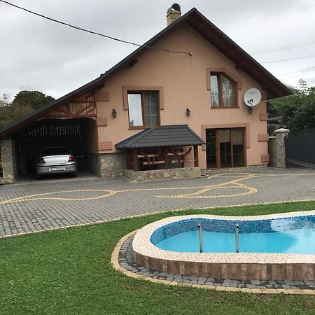 Vacation Home Yabluniv Εξωτερικό φωτογραφία