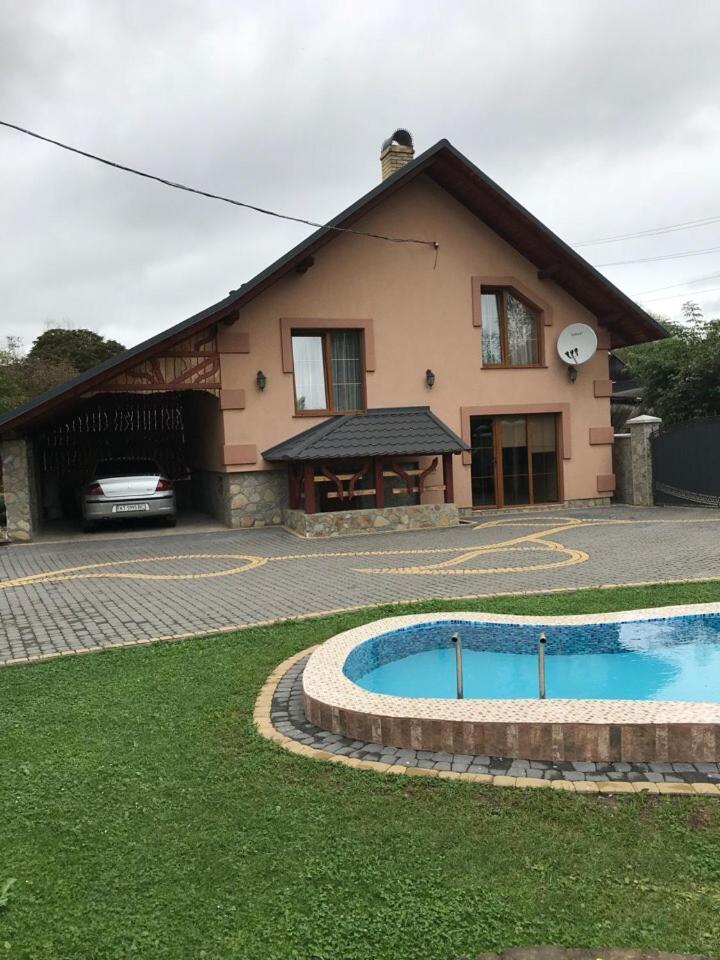 Vacation Home Yabluniv Εξωτερικό φωτογραφία